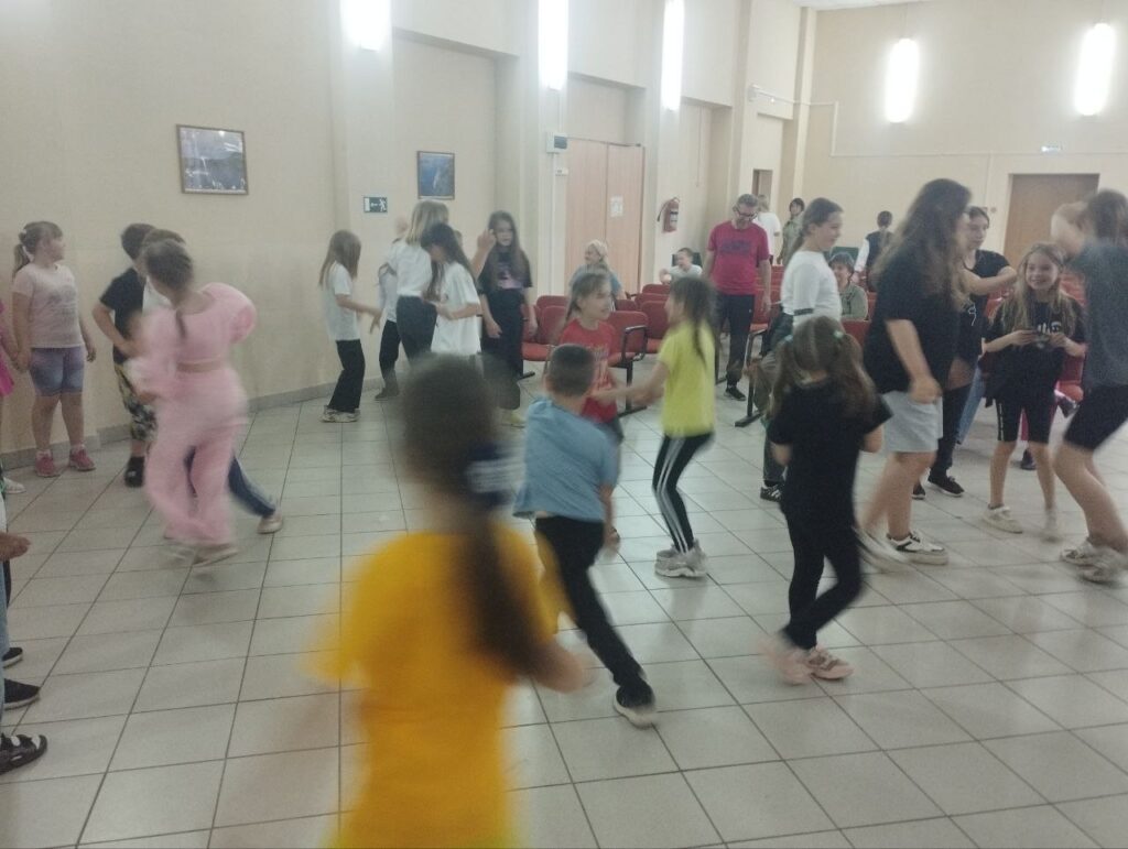 торжественное открытие лагеря с дневным воспитанием детей " Дружба"