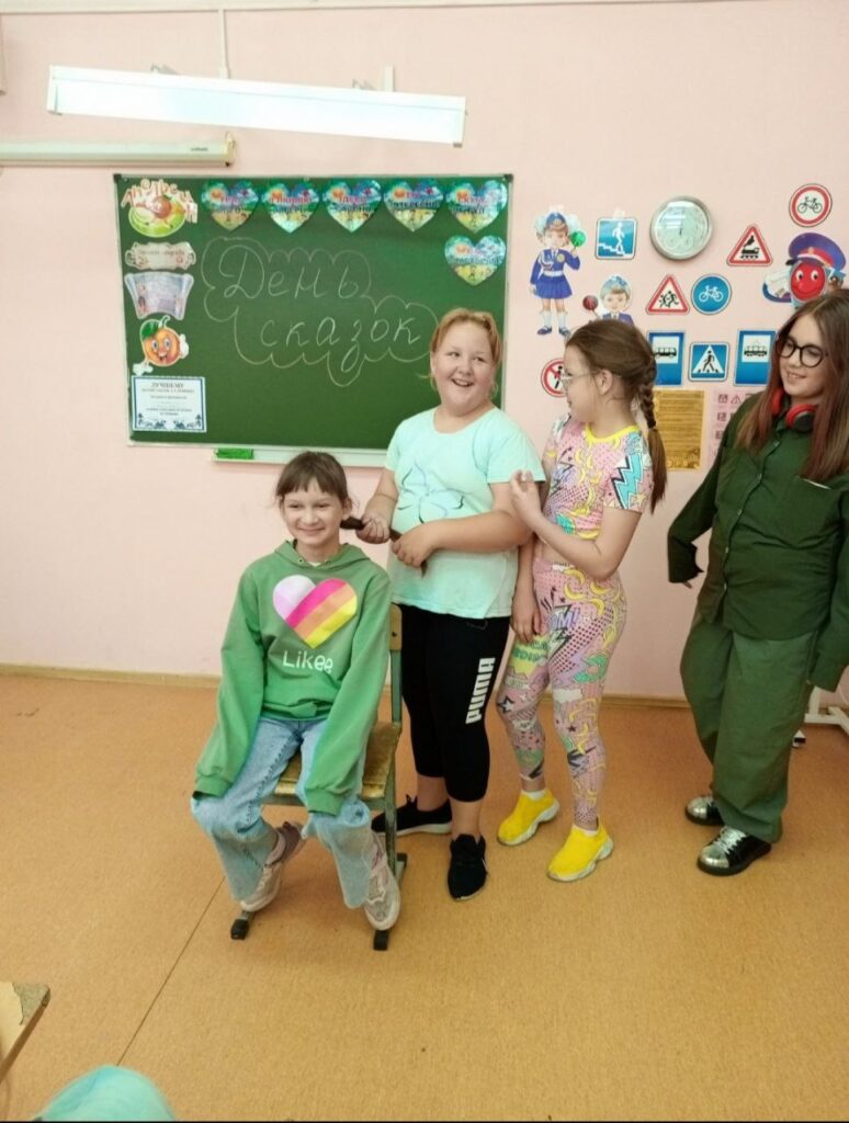 В гостях у славного Солтана "провела мероприятие вожатая Мартынова Н. В. Мероприятия были познавательные и интересные